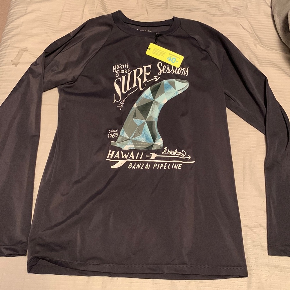 Long sleeve swim shirt